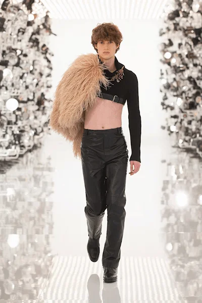 Look 23